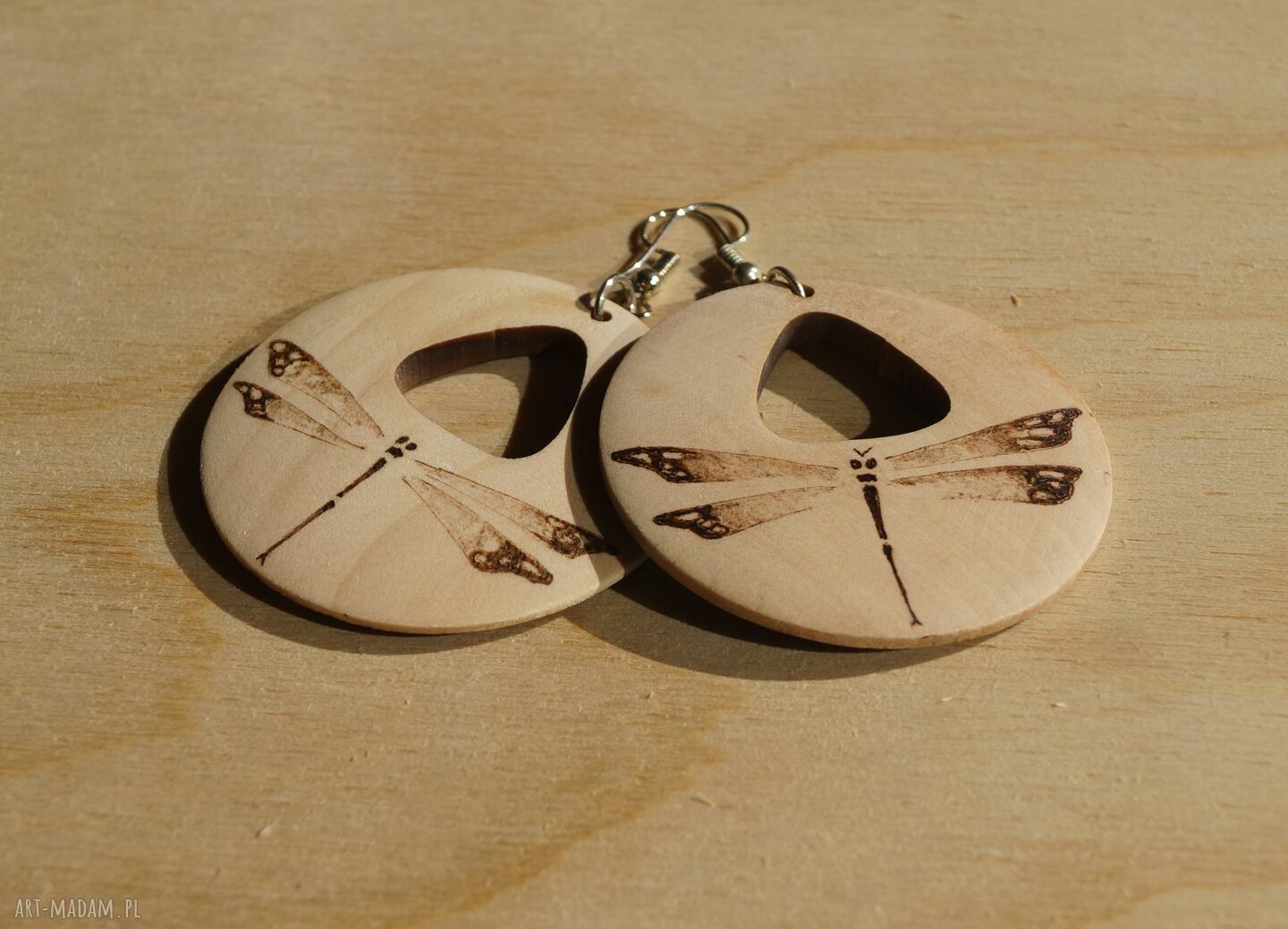 kolczyki: dzienna ważka nocna ręcznie wypalane drewniane kolczyki ręczne