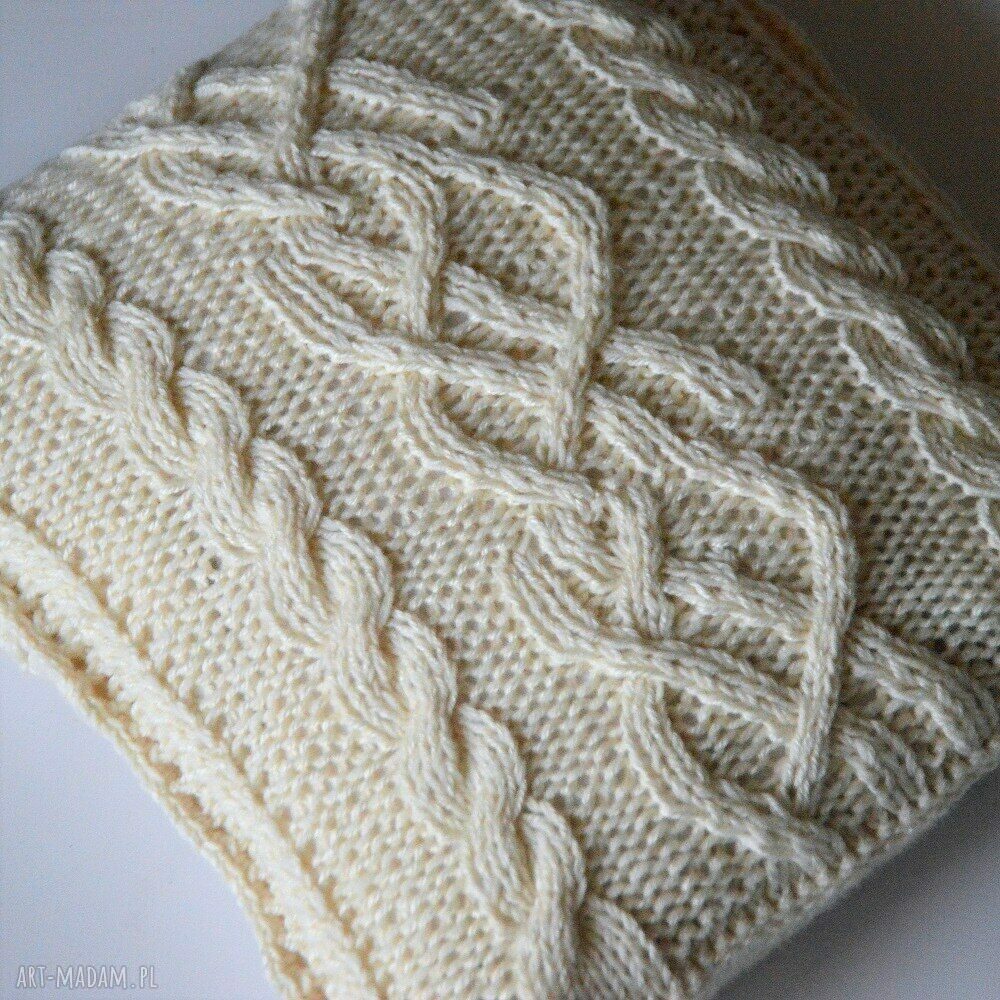 poduszki: dziergana poszewka Handmade