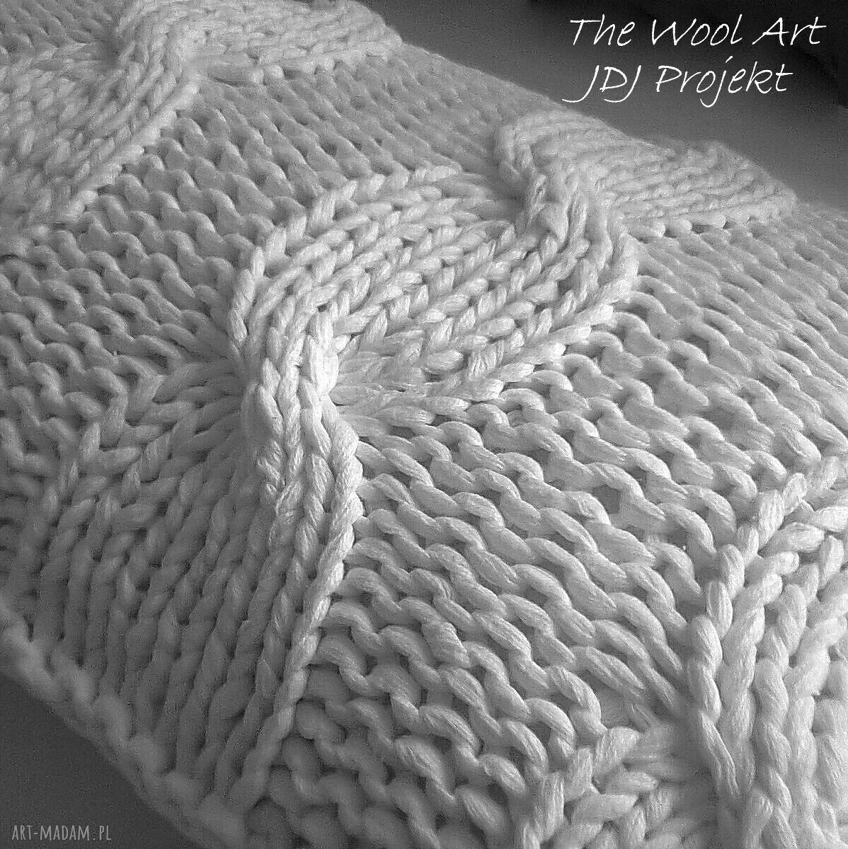 dom: dziergana poszewka HandMade