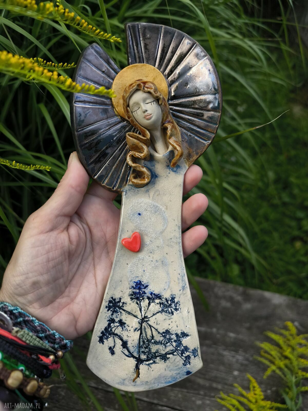 Anioł Dzika Marchew - ceramiczna dekoracja handmade