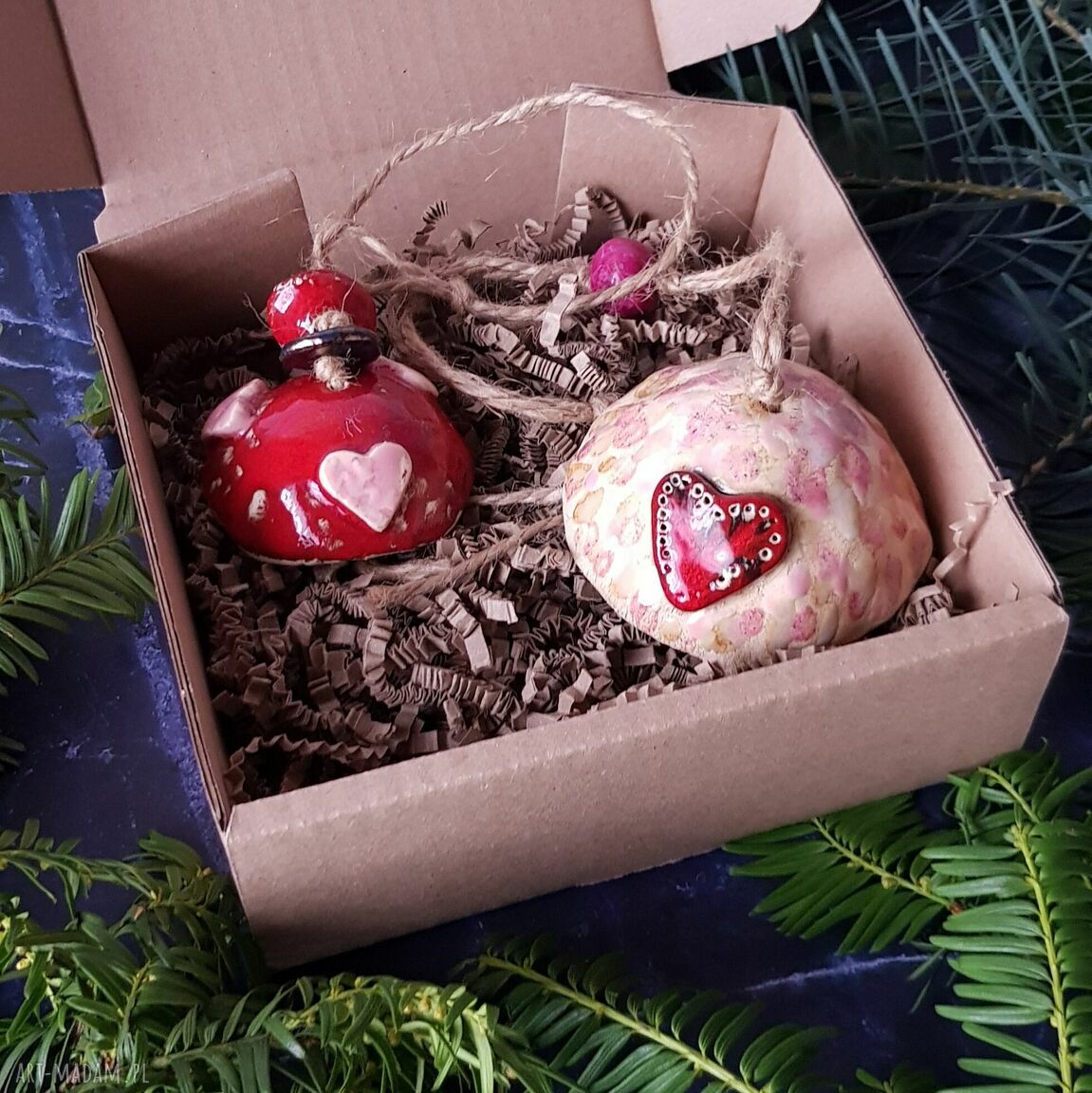 Dzwoneczki z serduszkami - ceramiczny wiszący dzwonek Badura