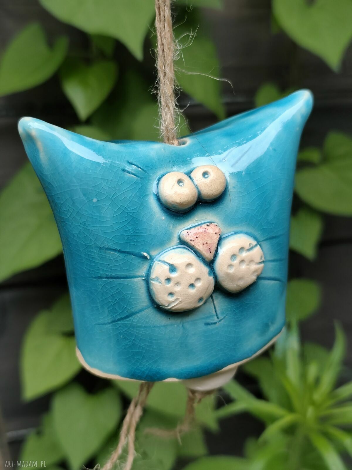 Ręcznie robiony dzwonek ceramiczny w kształcie kota