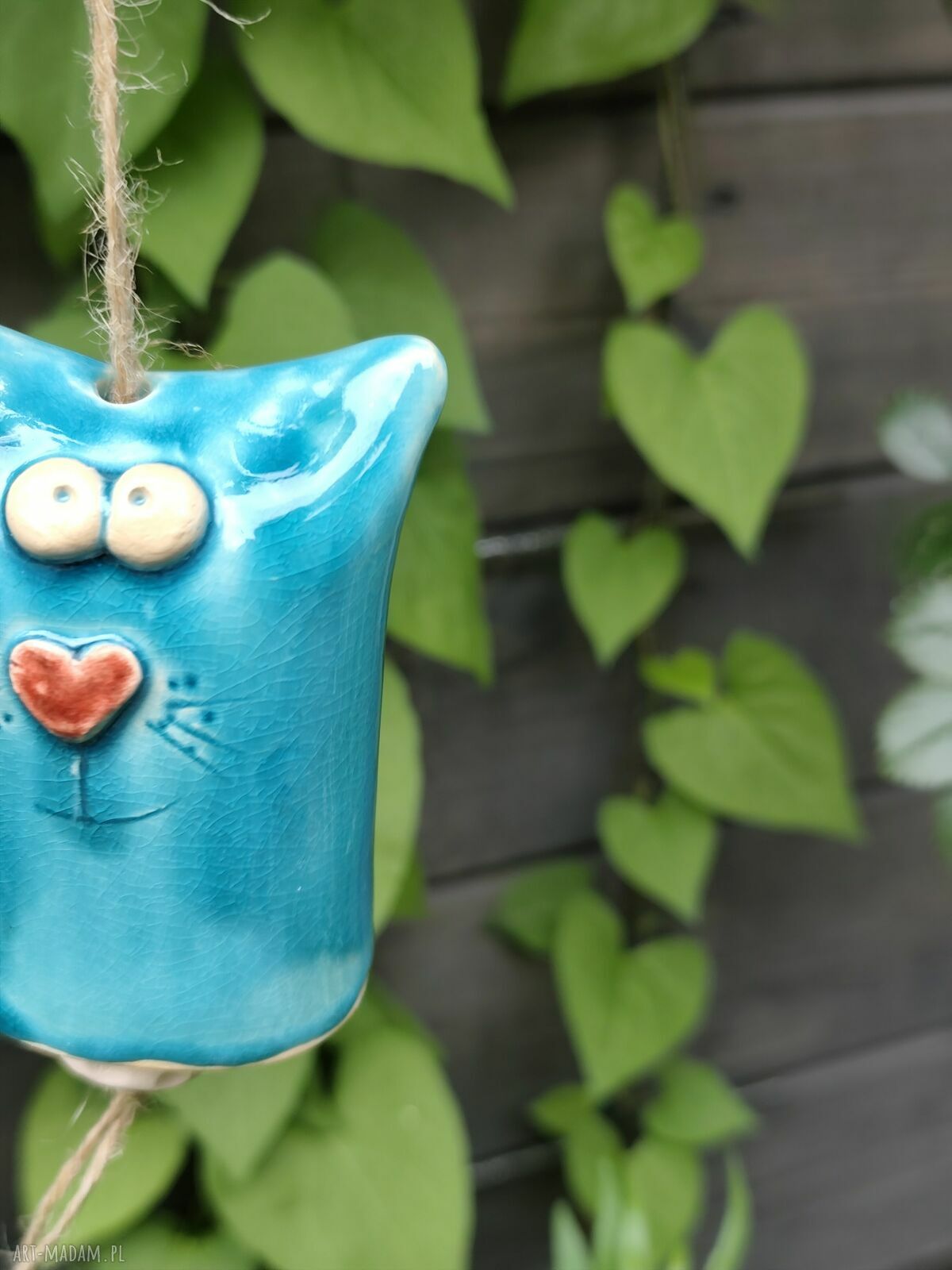 Ręcznie robiony dzwonek ceramiczny kot - ozdoba na balkon i do ogrodu