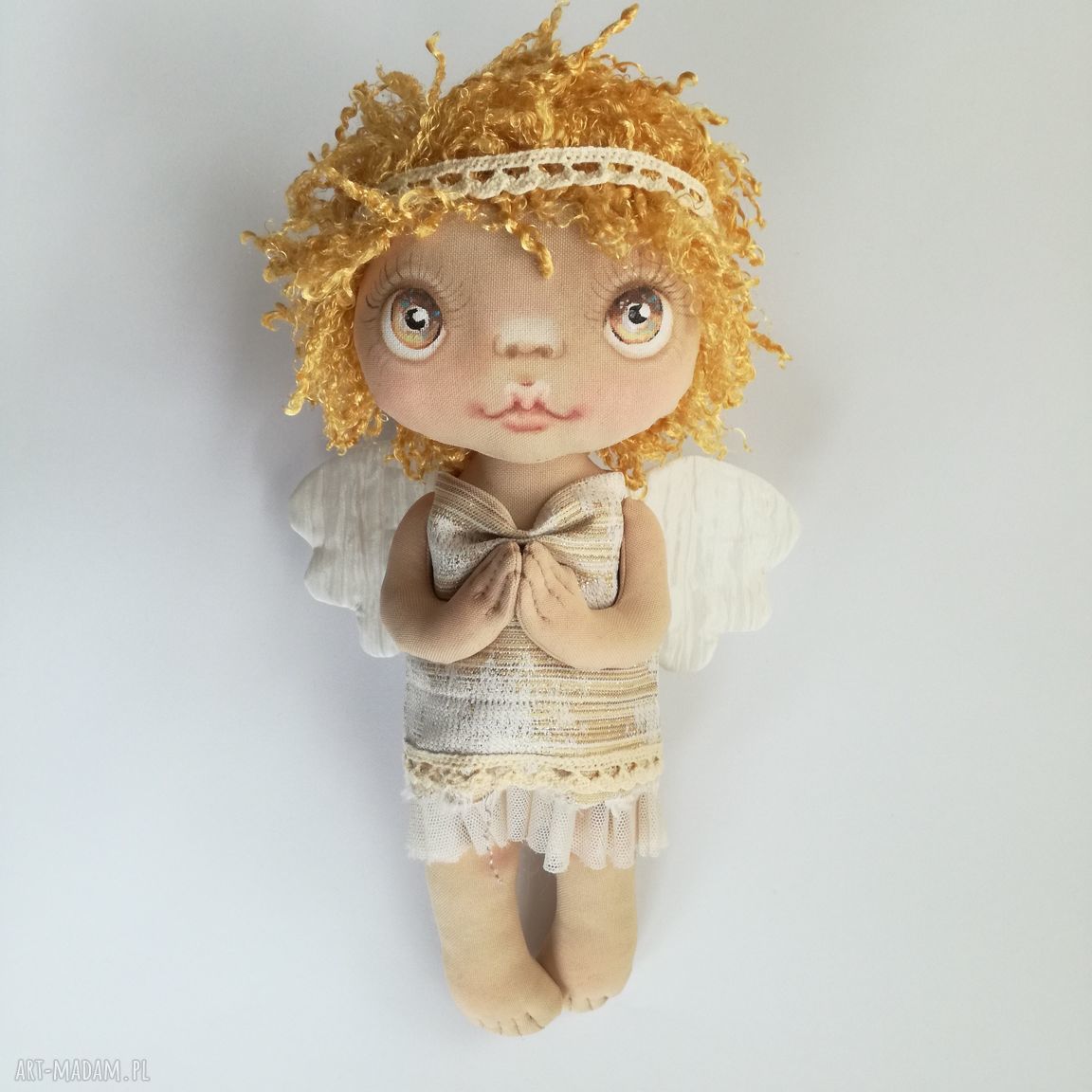 Aniołek tekstylny - dekoracja ścienna ręcznie szyta i malowana (ok. 25 cm)