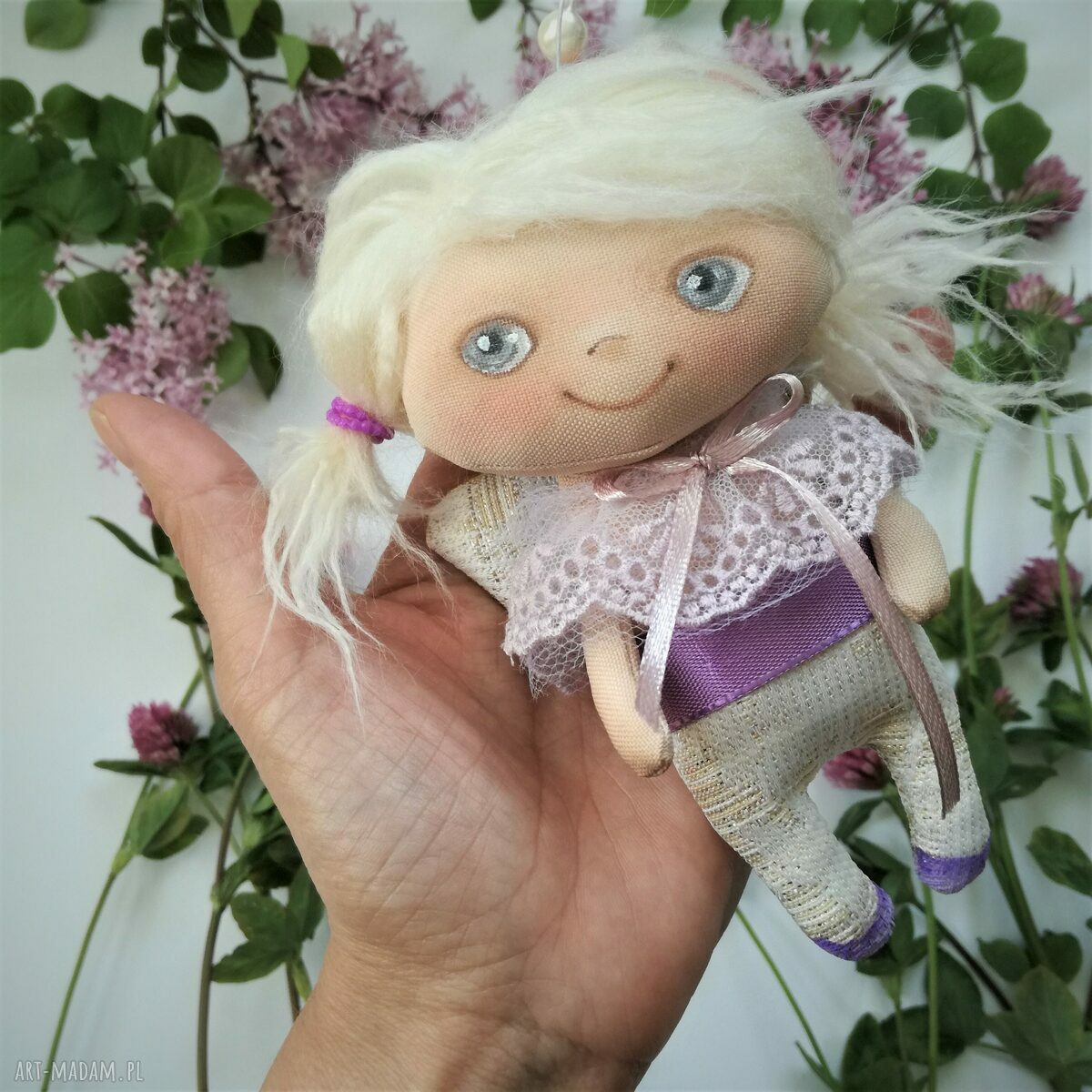 Ręcznie malowany aniołek wróbelek - zawieszka, figurka tekstylna handmade (ok. 14 cm)