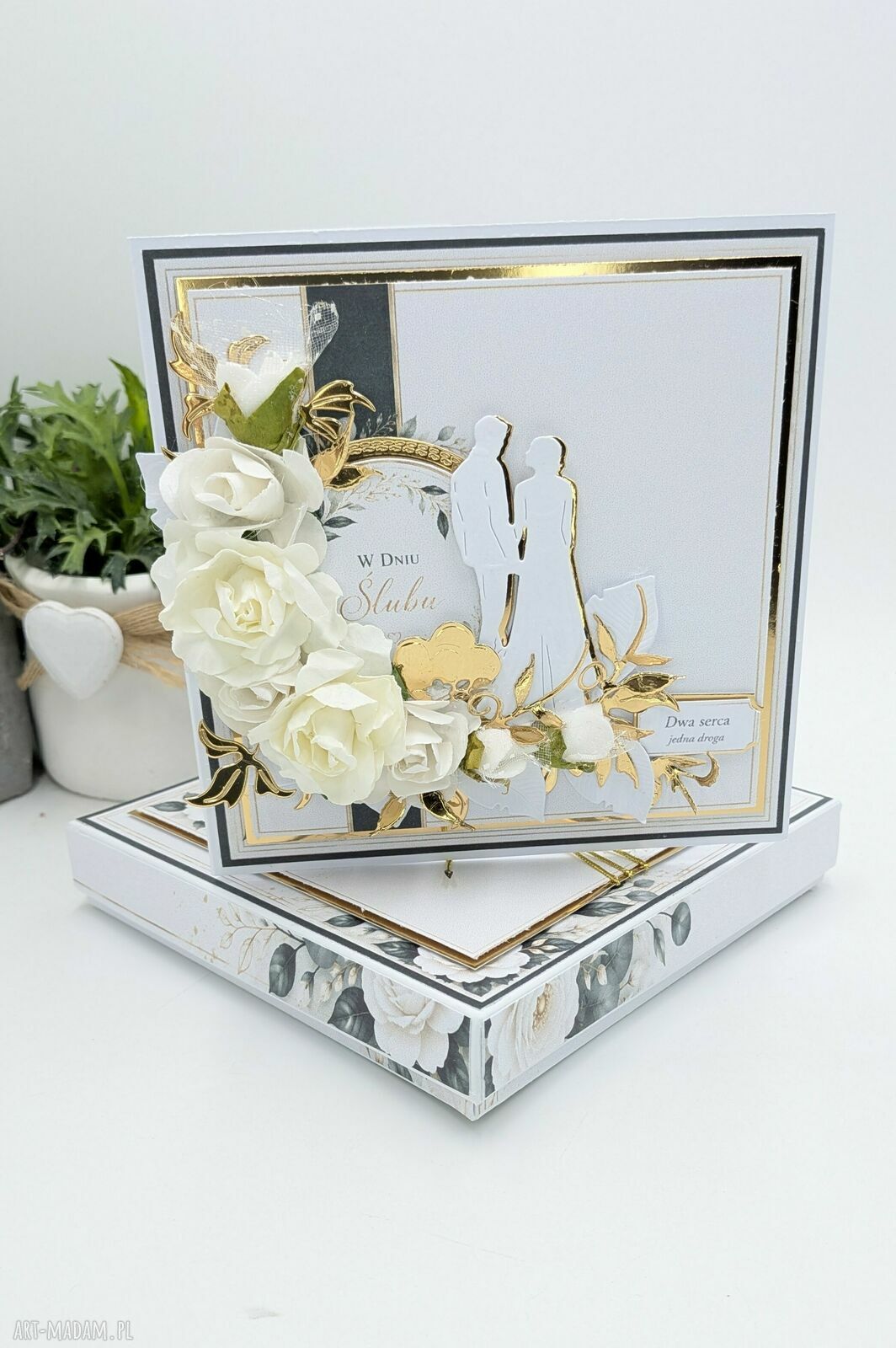 Ręcznie robiona kartka ślubna 14x14 cm w ozdobnym pudełku