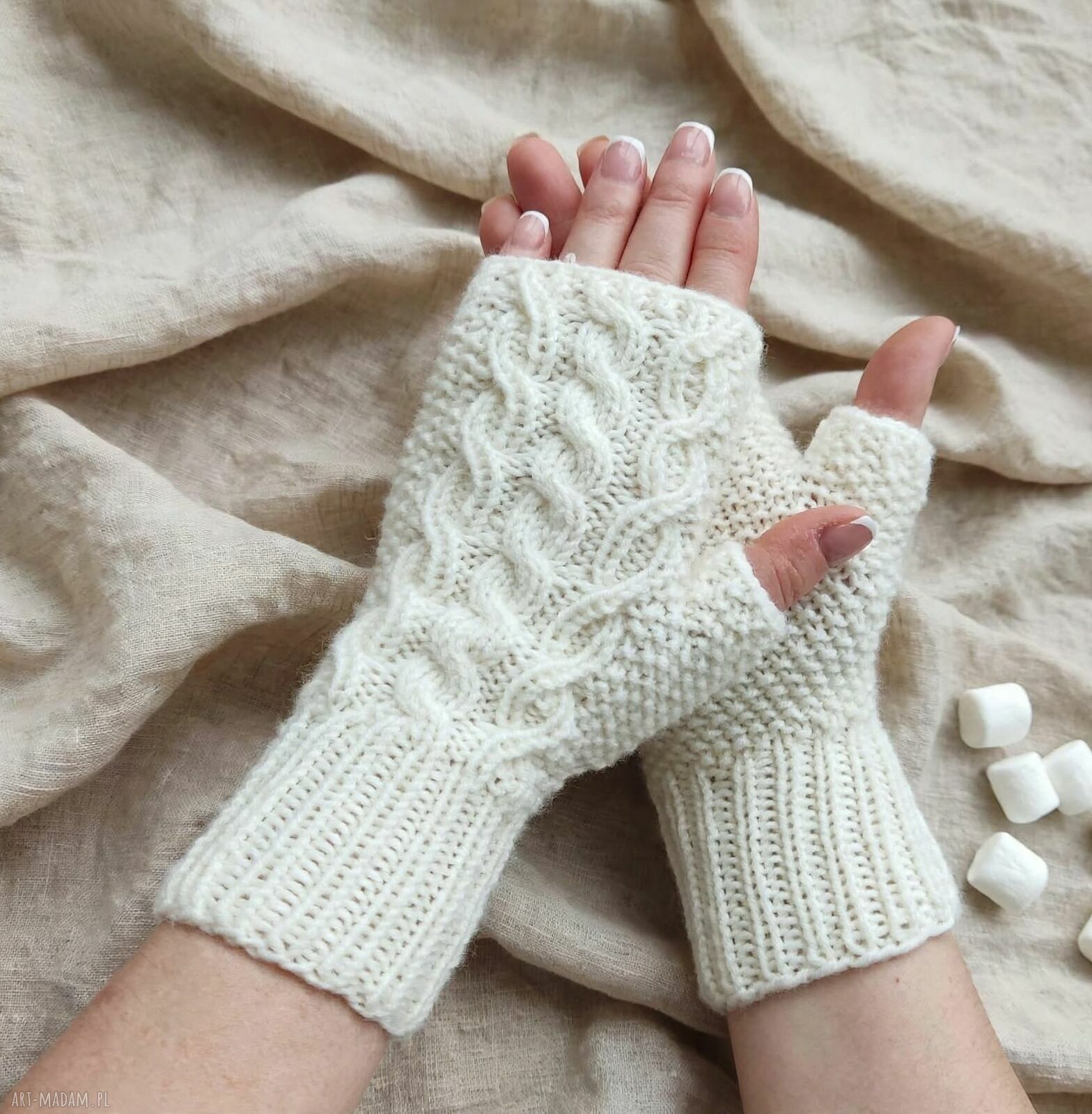 Podgląd projektu czapki handmade na zamówienie