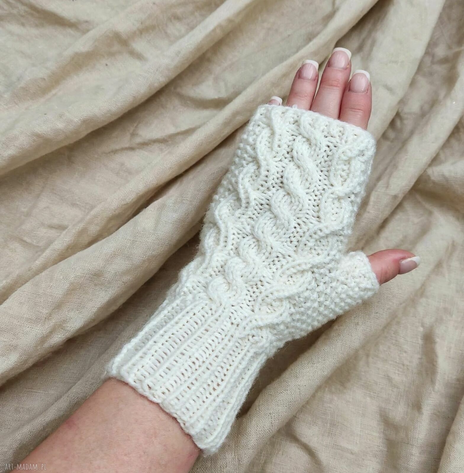 Podgląd projektu czapki handmade na zamówienie