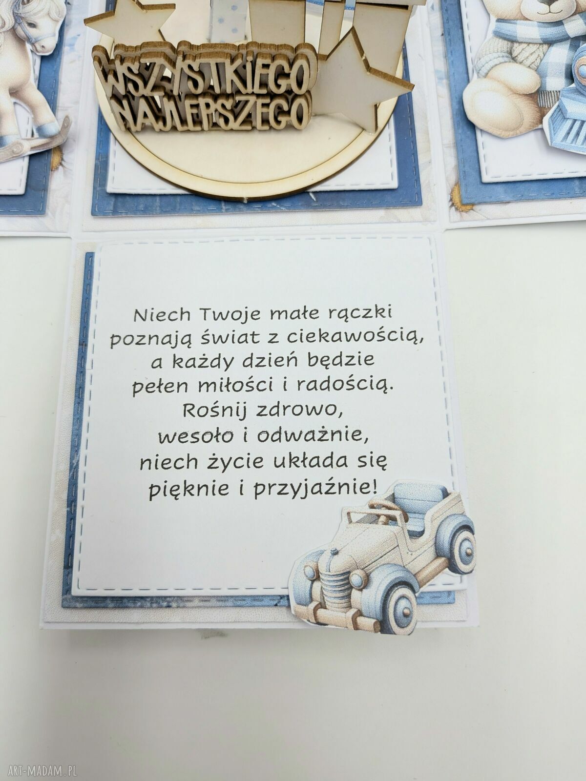 Ekskluzywny mini box 8x8x8 cm na roczek - pamiątka na pierwsze urodziny