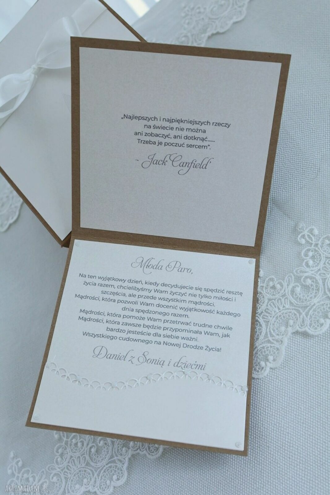 Elegancka kartka ślubna w pudełku i torebką
