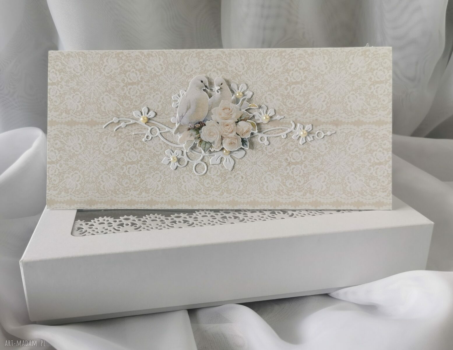 Elegancka kartka ślubna w pudełku - wyjątkowa pamiątka DL 10x21 w stylu scrapbooking
