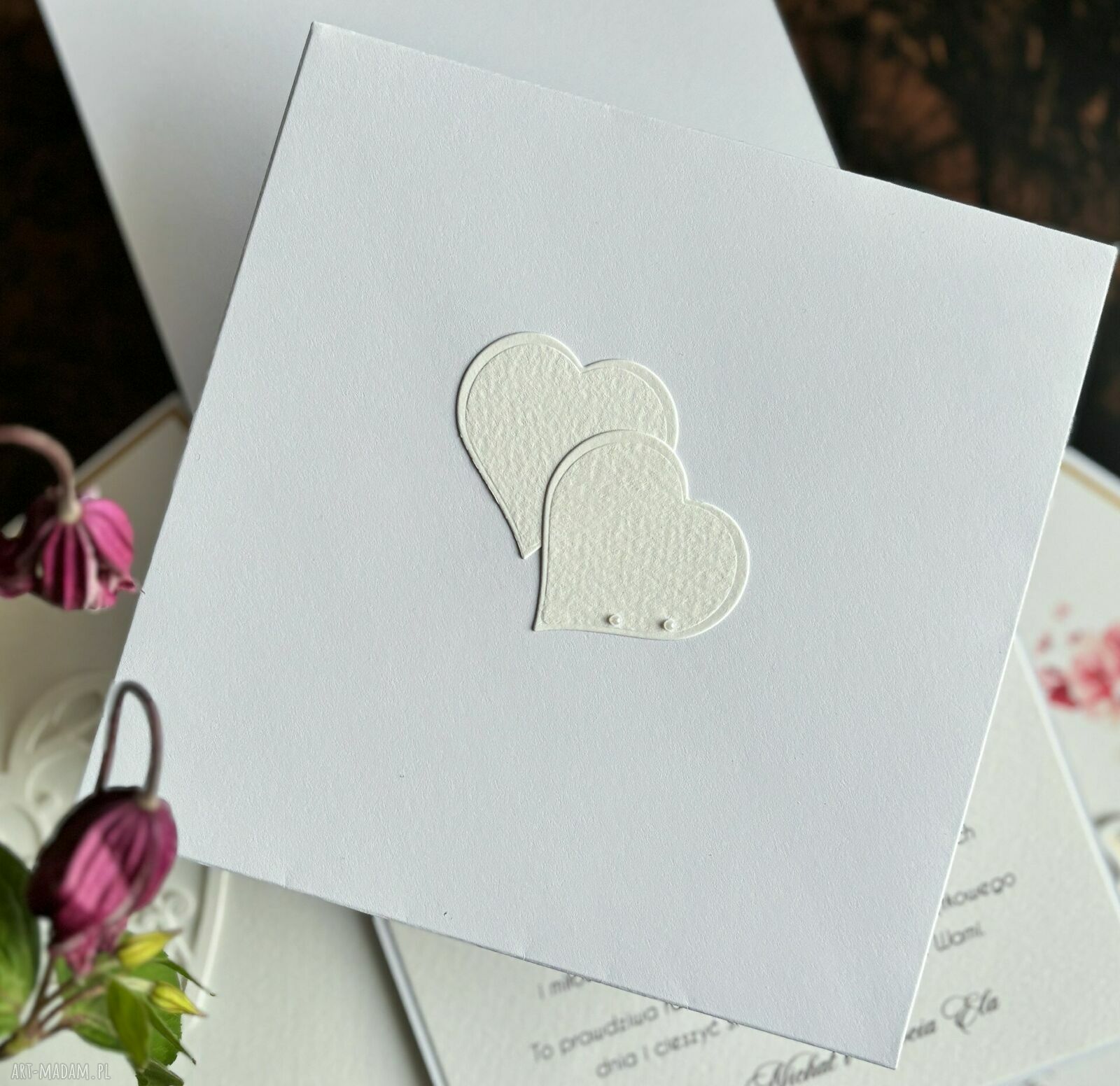 Elegancka kartka ślubna z ozdobną kopertą - personalizowana pamiątka dla Młodej Pary