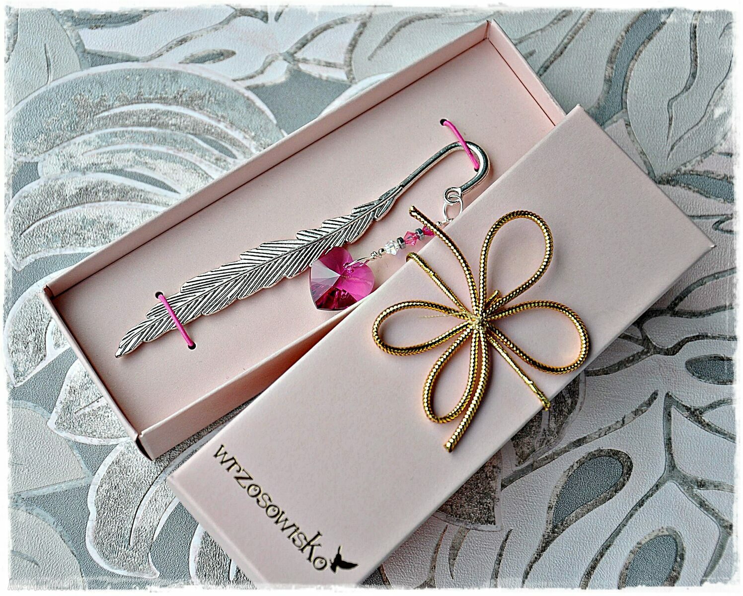 Elegancka zakładka sercem swarovskiego serce swarovski prezent
