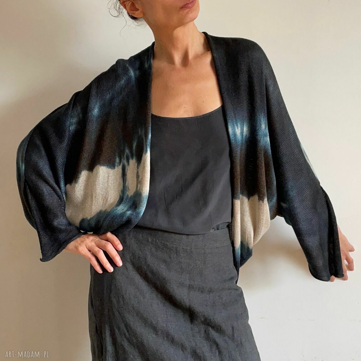 Grafitowy sweter-kardigan z 100% merino (S/M) - ręcznie barwiony