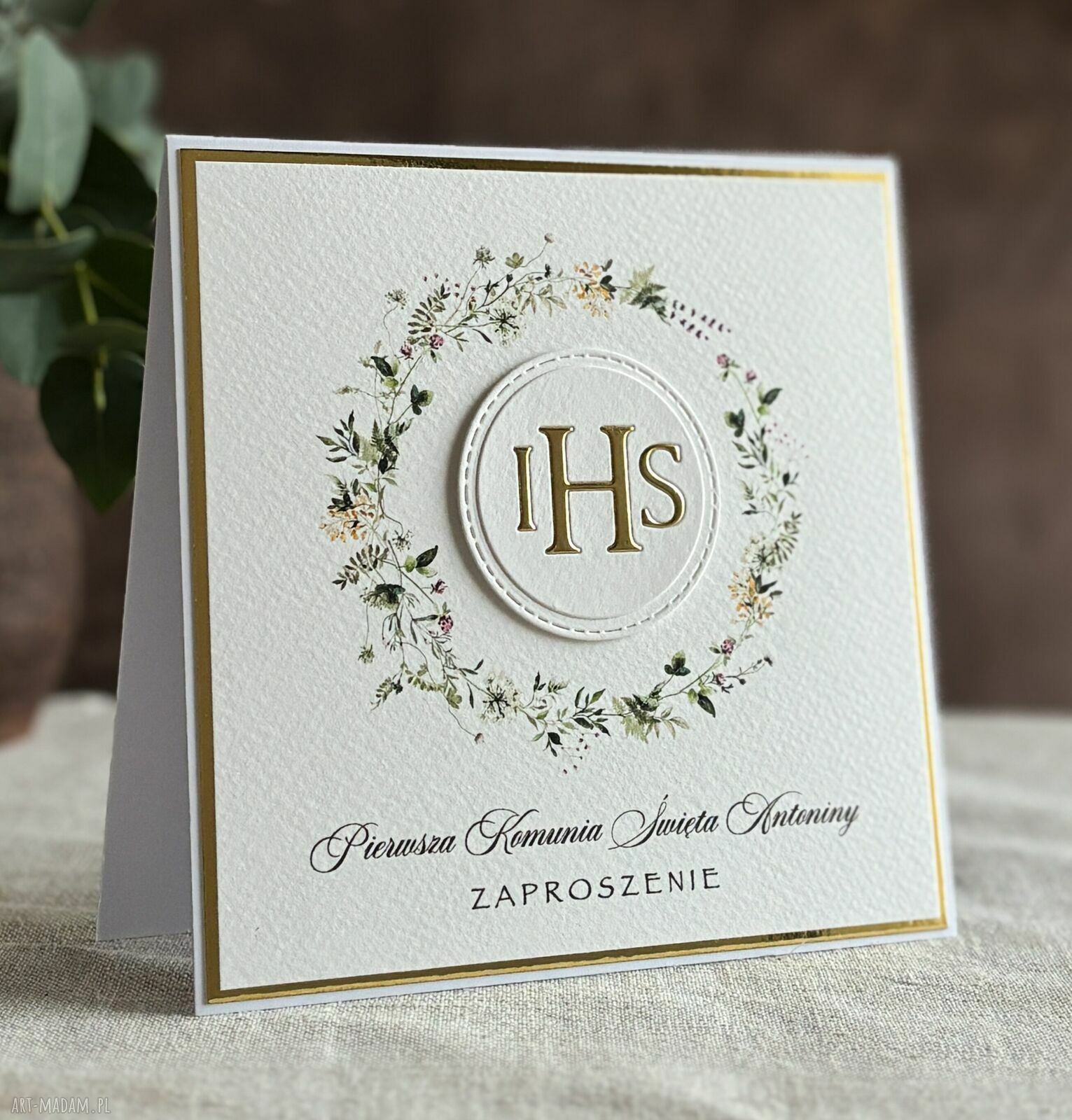 Eleganckie zaproszenia komunijne wzór 18C - białe i złote, personalizowane