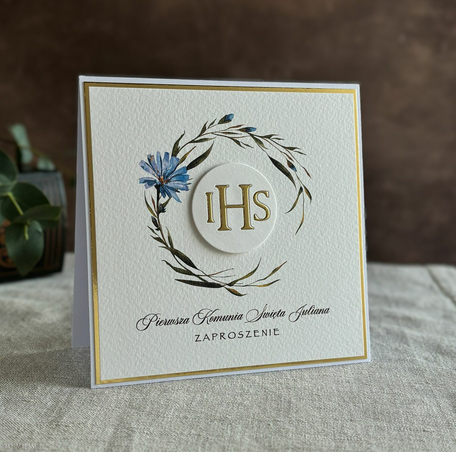 Eleganckie zaproszenia komunijne biało-złote z personalizacją - wzór 5