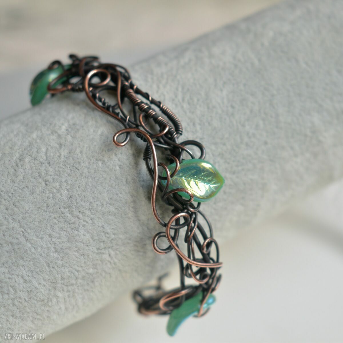 Bransoletka boho Elf ze szklanymi listkami - miedź wire wrapping