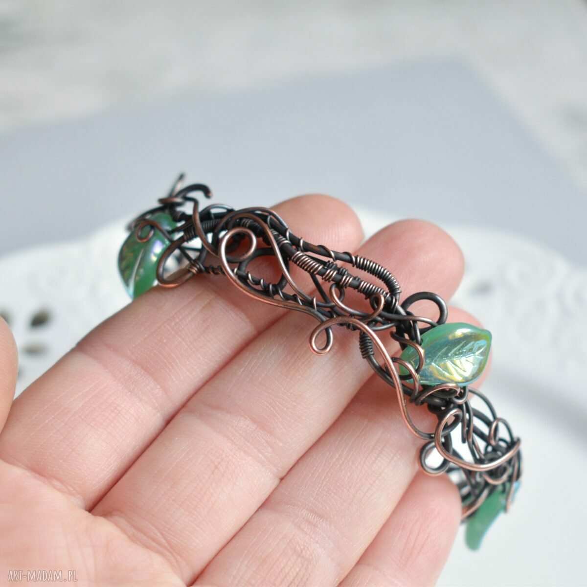 Bransoletka boho Elf ze szklanymi listkami - miedź wire wrapping