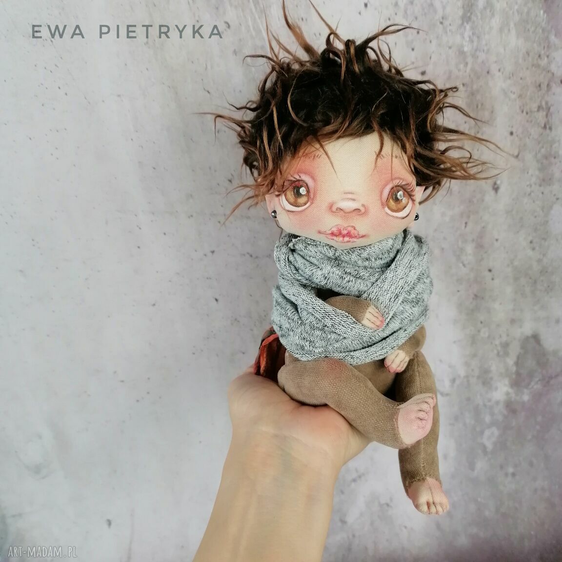 Elf Szarobury e-piet - artystyczna lalka kolekcjonerska (ok. 22 cm)