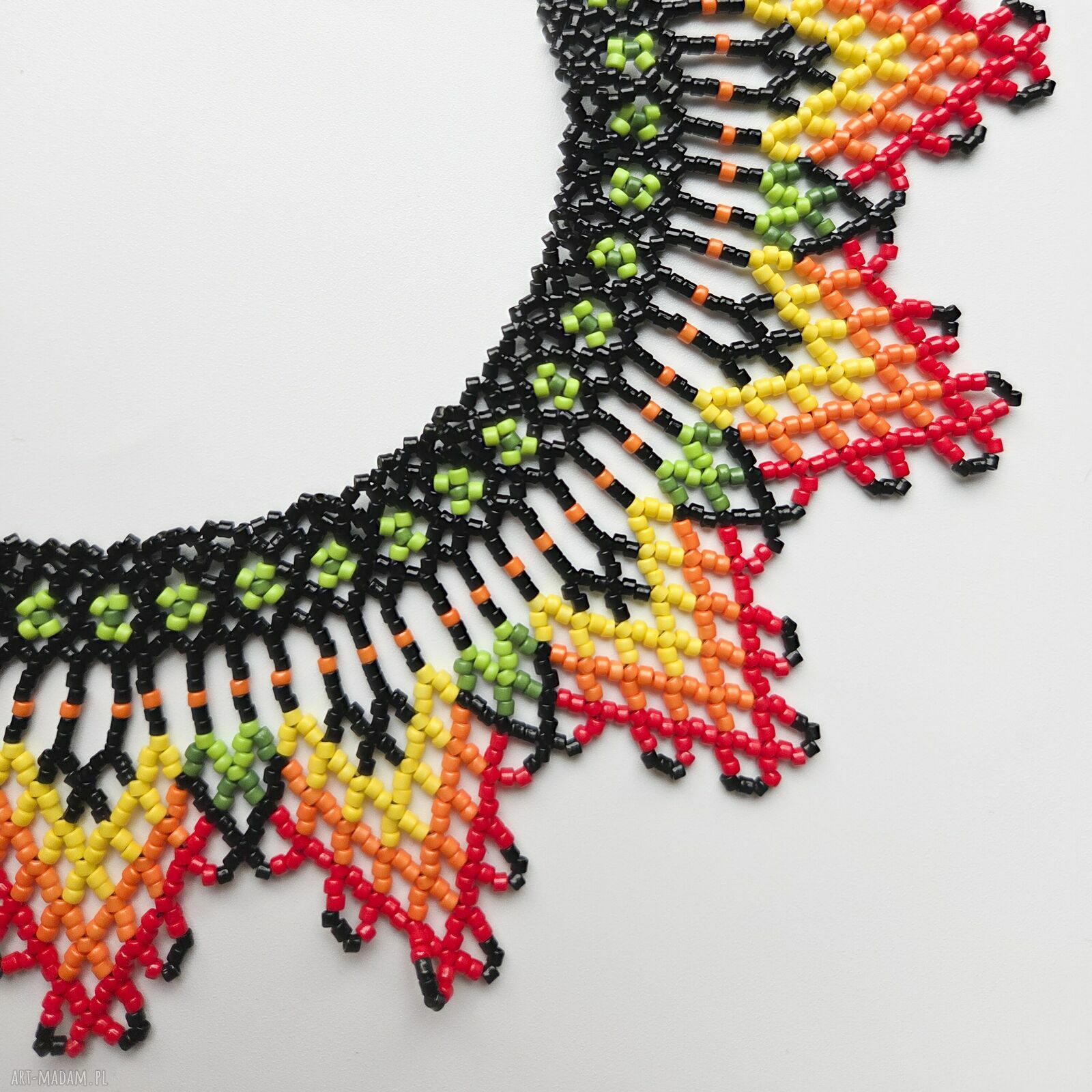 Etniczny naszyjnik „Ogień Słońca” Emberá - koralikowy choker boho