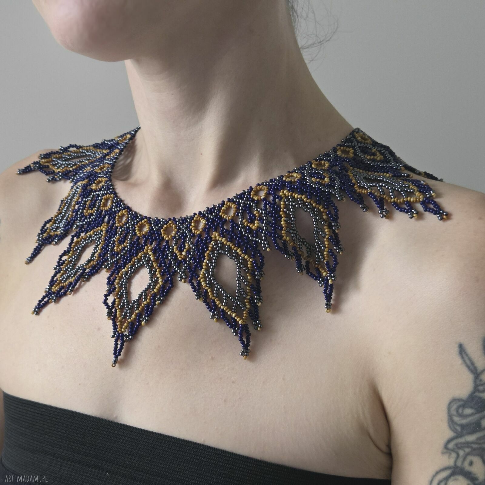 Etniczny naszyjnik 'Azure & Gold' - kolia z koralików szklanych