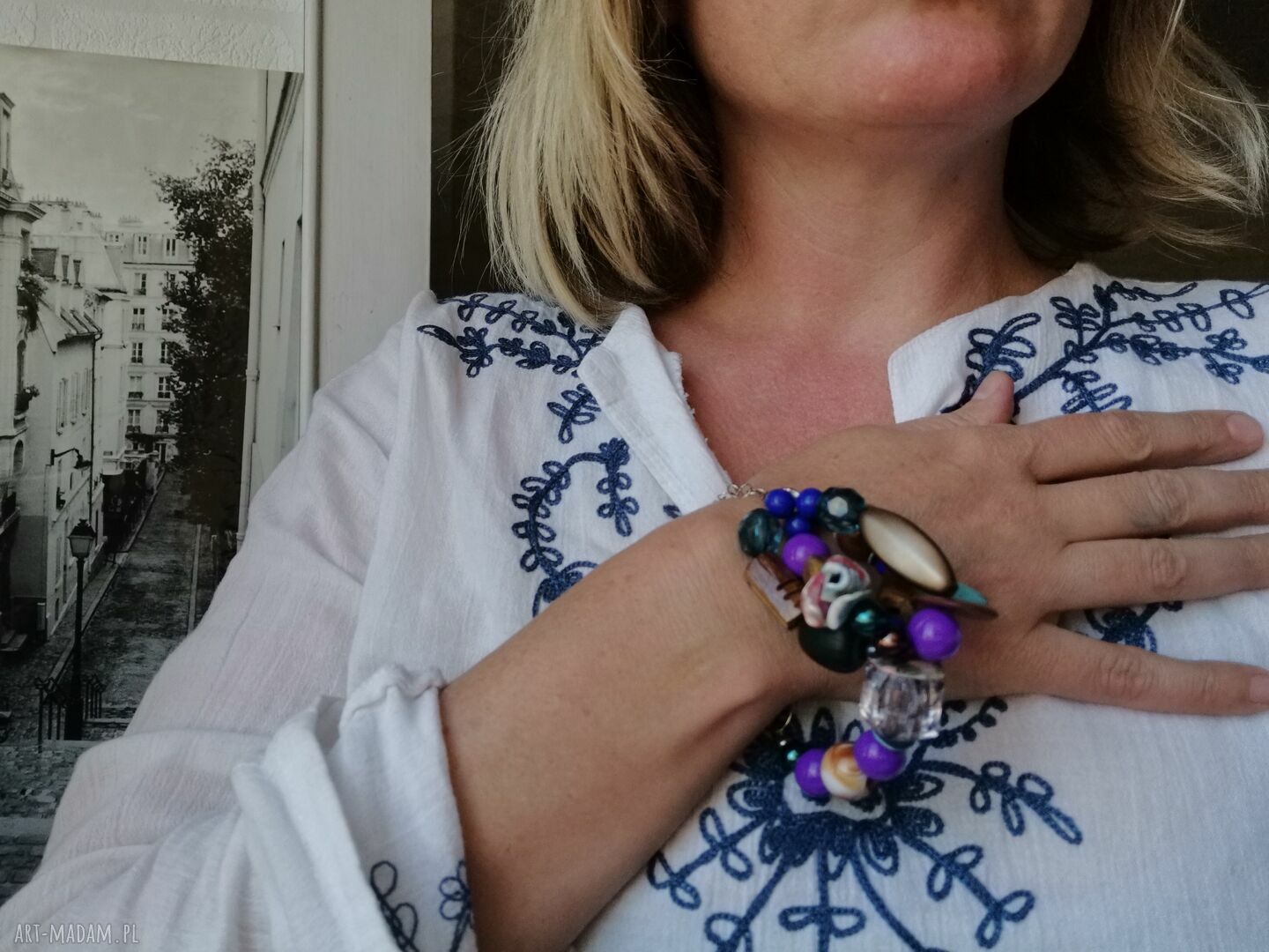 Bransoletka etno boho folk z kolorowymi ozdobami dla Mamy - handmade