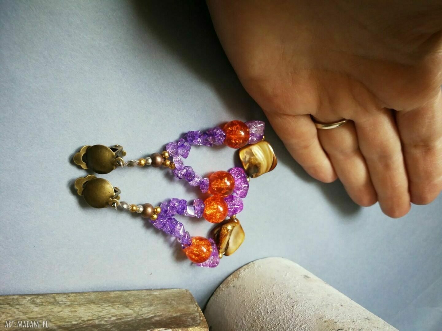 Etno-Boho Folk klipsy z kamieniami i koralikami - Box R1 (Ruda Klara)