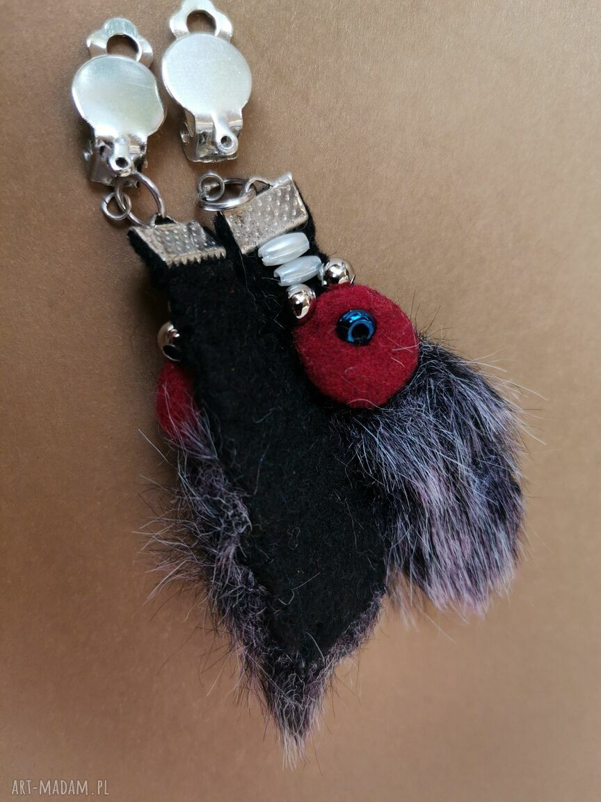 Klipsy etno boho folk Frida z futrzanymi frędzlami na klipsach