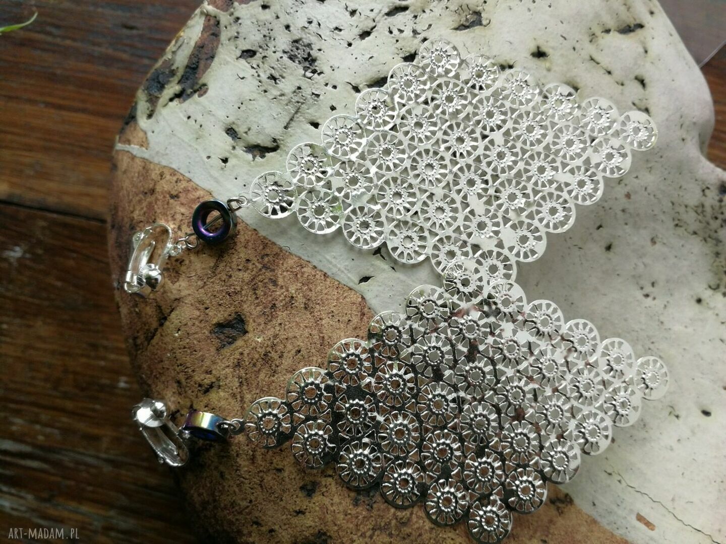 Klipsy etno boho Bali wiszące z lekkich piór (handmade)