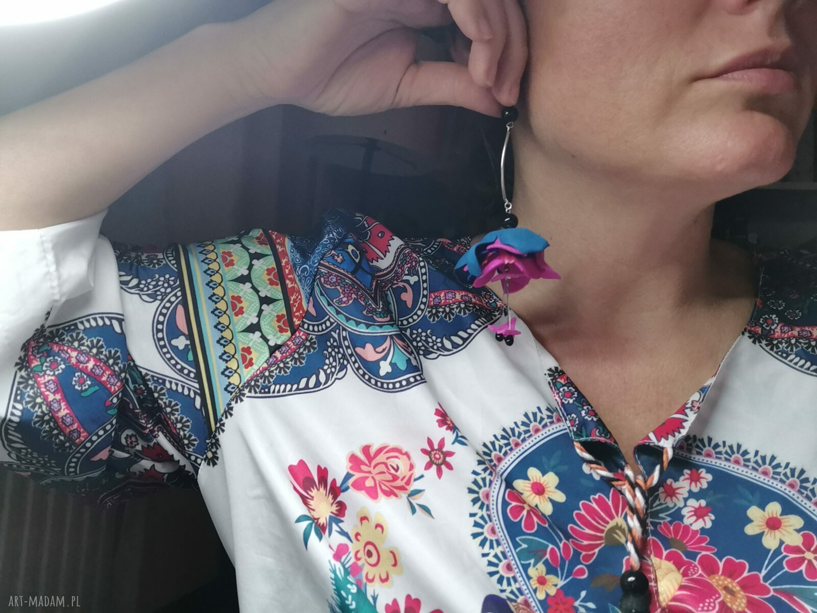 Lekkie klipsy etno boho z kwiatami - kolorowy folk look