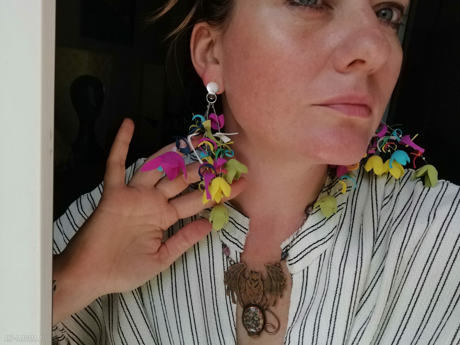 Ruda Klara - etno boho klipsy z kwiatami i frędzlami