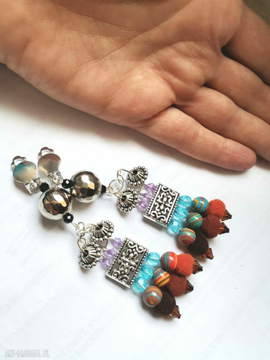 Klipsy Etno Boho Lekkie z Pomponami - Box x1