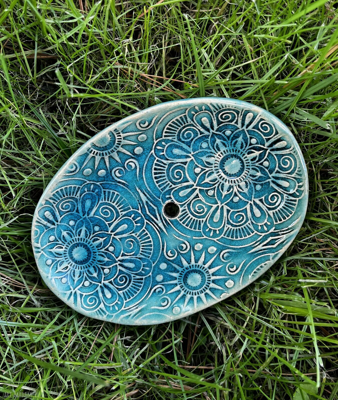 Etno ceramiczna mydelniczka handmade z turkusowym wzorem