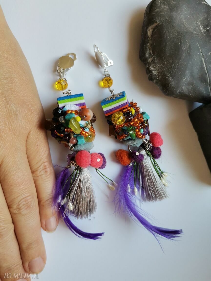 Kolorowe klipsy etno boho z piórami i chwostami