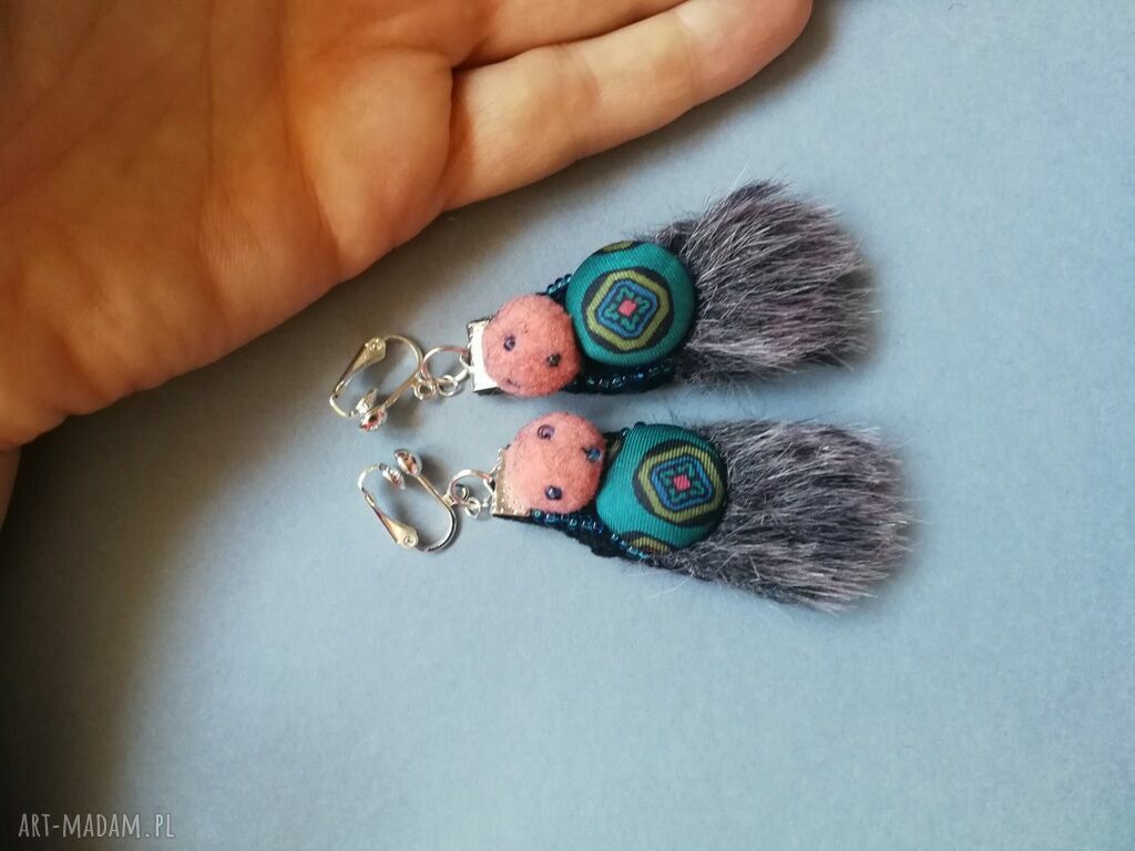 Klipsy etno boho futro - lekkie, folkowe i kolorowe (handmade)