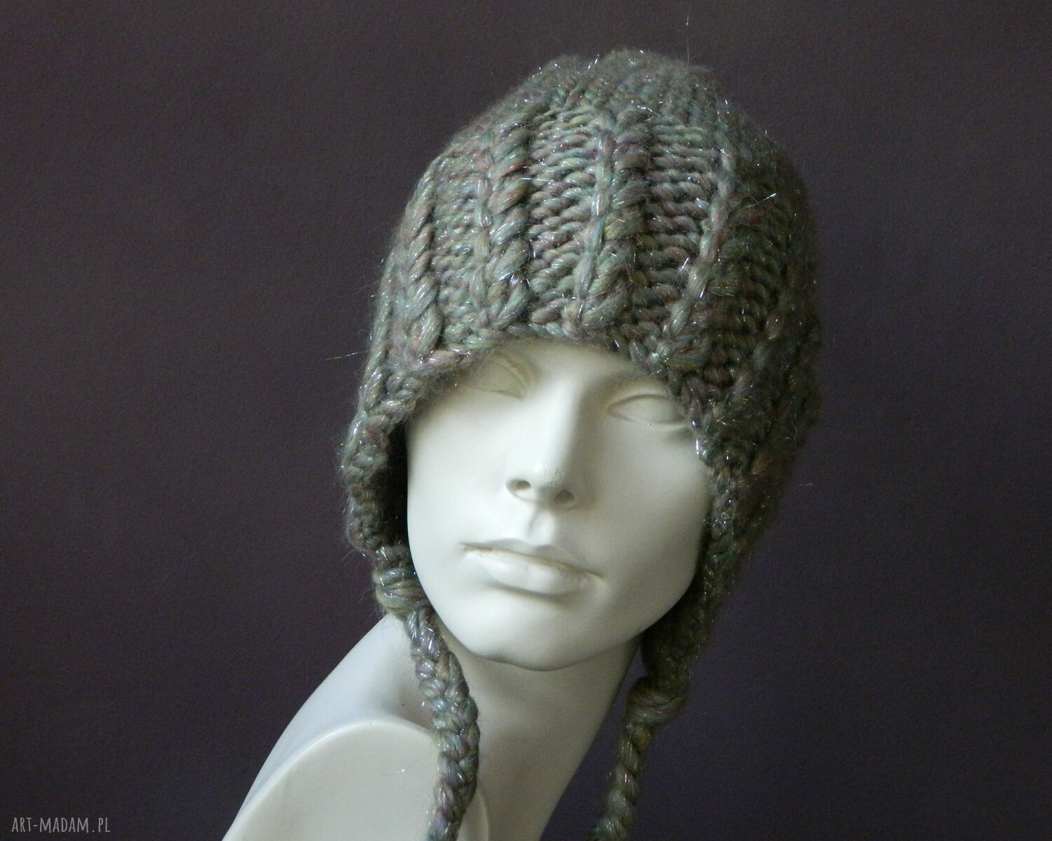 Ciepła czapka balaclava z merino z pomponem - ekskluzywna włóczka super chunky