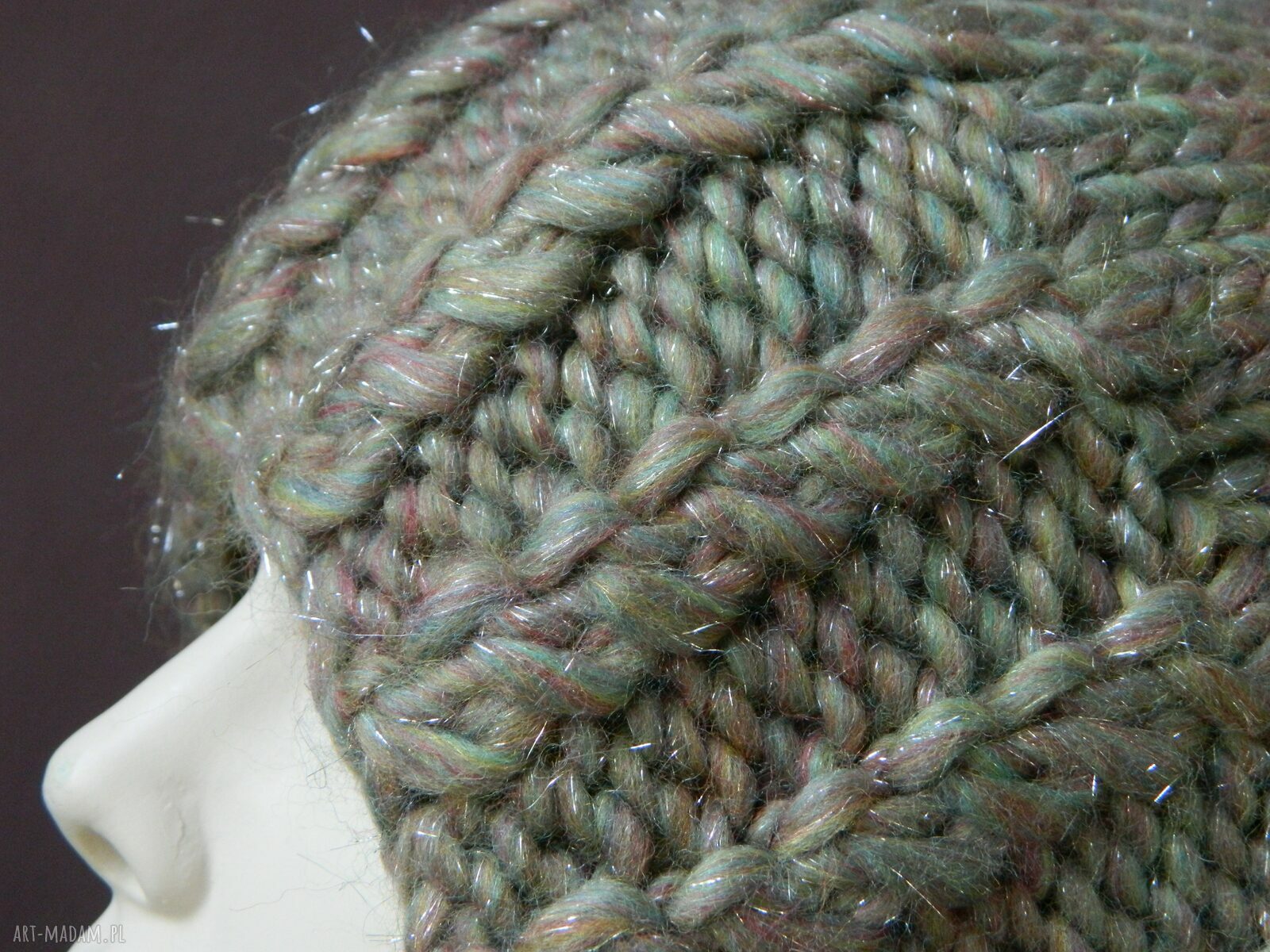 Ciepła czapka balaclava z merino z pomponem - ekskluzywna włóczka super chunky