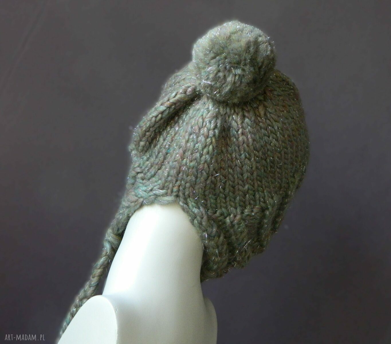 Ciepła czapka balaclava z merino z pomponem - ekskluzywna włóczka super chunky