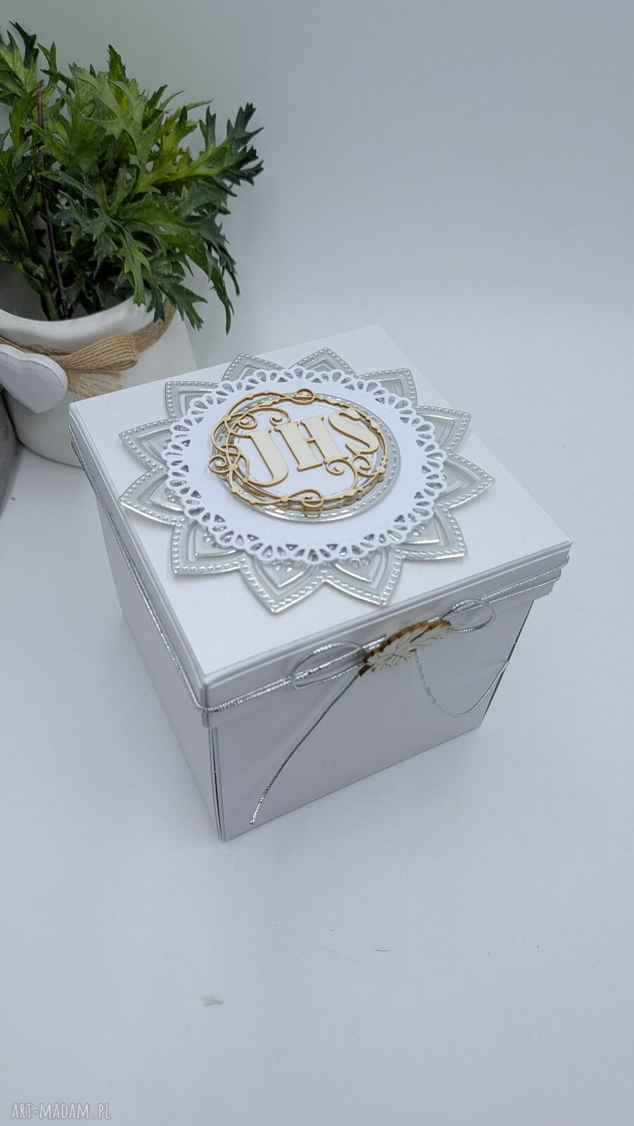 Exploding box na Pierwszą Komunię Świętą - elegancki prezent 3D