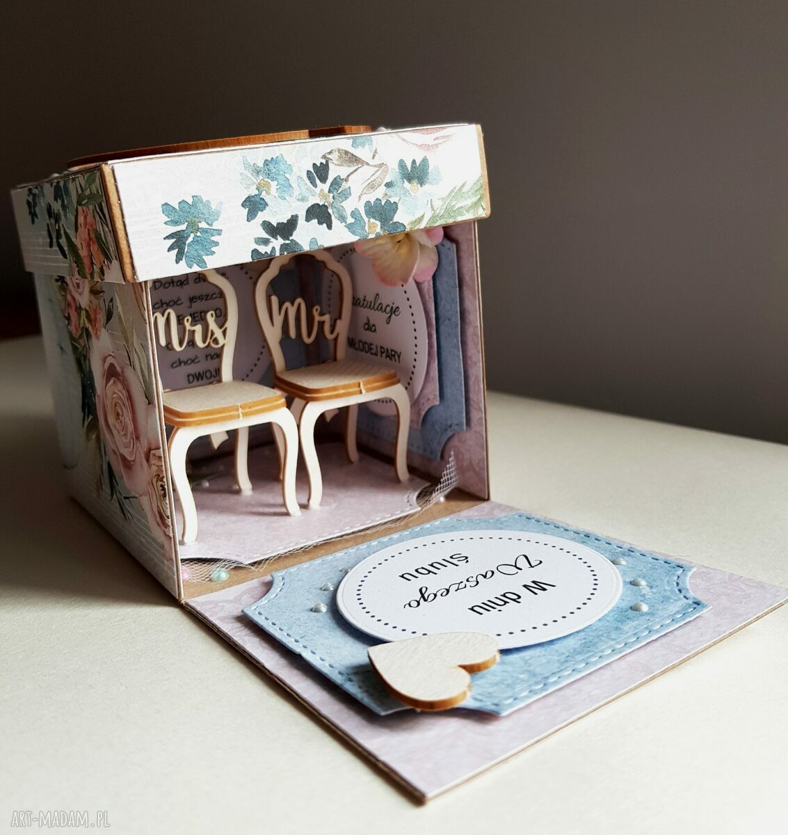 exploding box ślubny z krzesełkami scrapbooking para