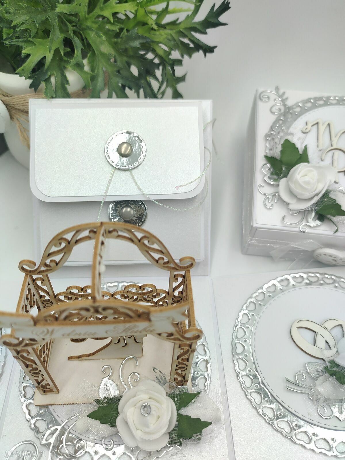Elegancka kartka ślubna 3D Exploding Box z altanką „Razem lepiej”