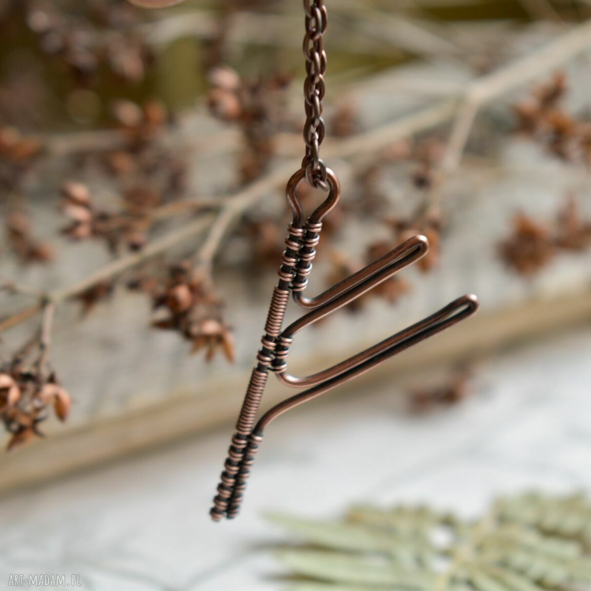 Fehu - miedziany naszyjnik z runą (wire wrapping)