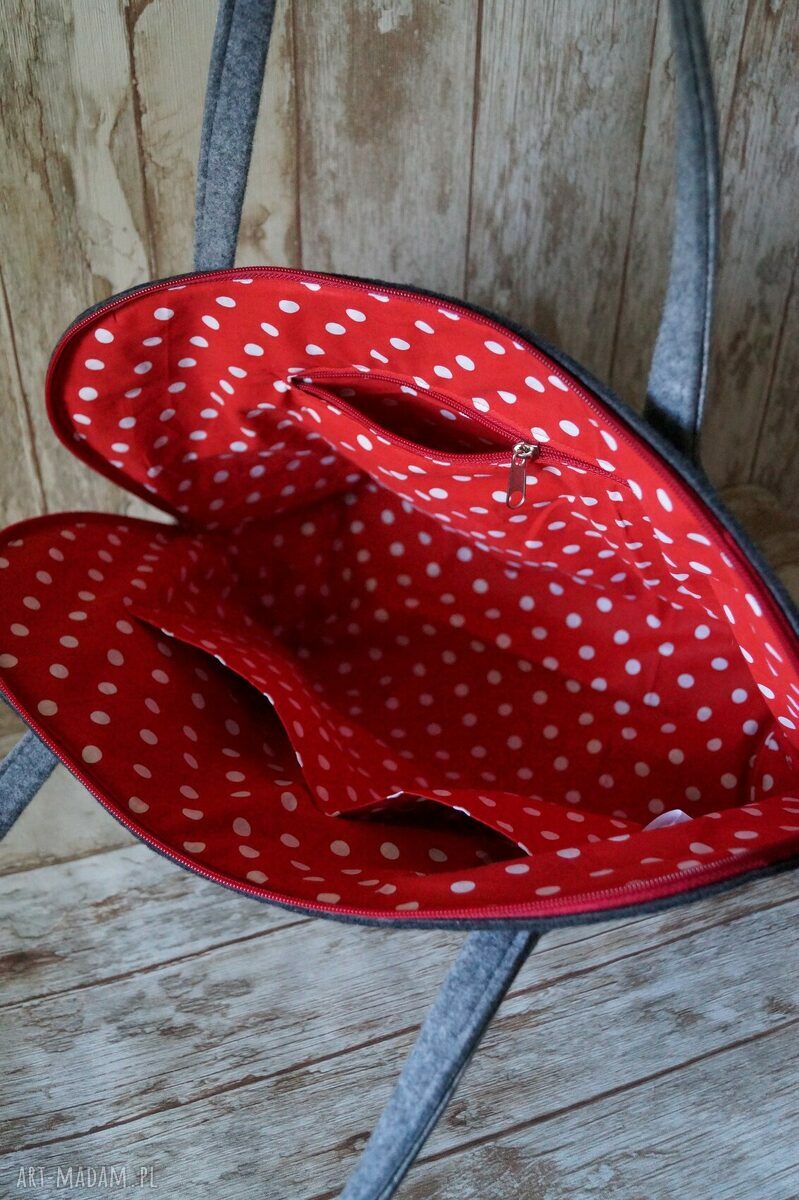 Filcowa torba na ramię z kotem - groszki, czerwony zamek i ręczne wykonanie