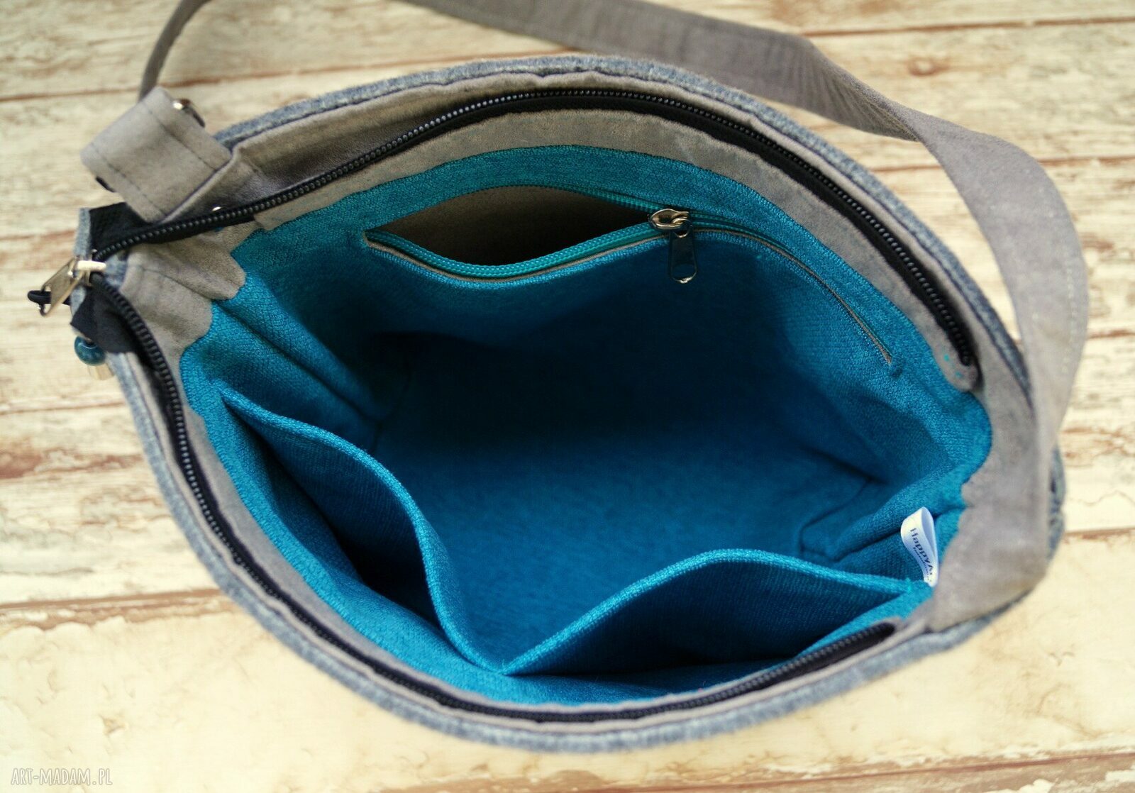 Filcowa torebeczka z sercem - handmade na ramię