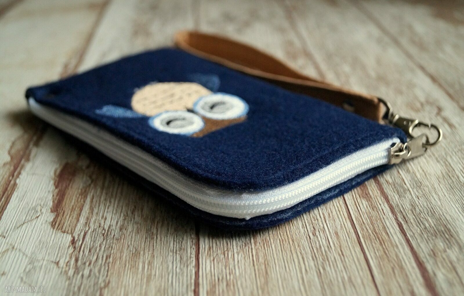 Filcowe etui na telefon - sówka (handmade, zapinane na zamek)