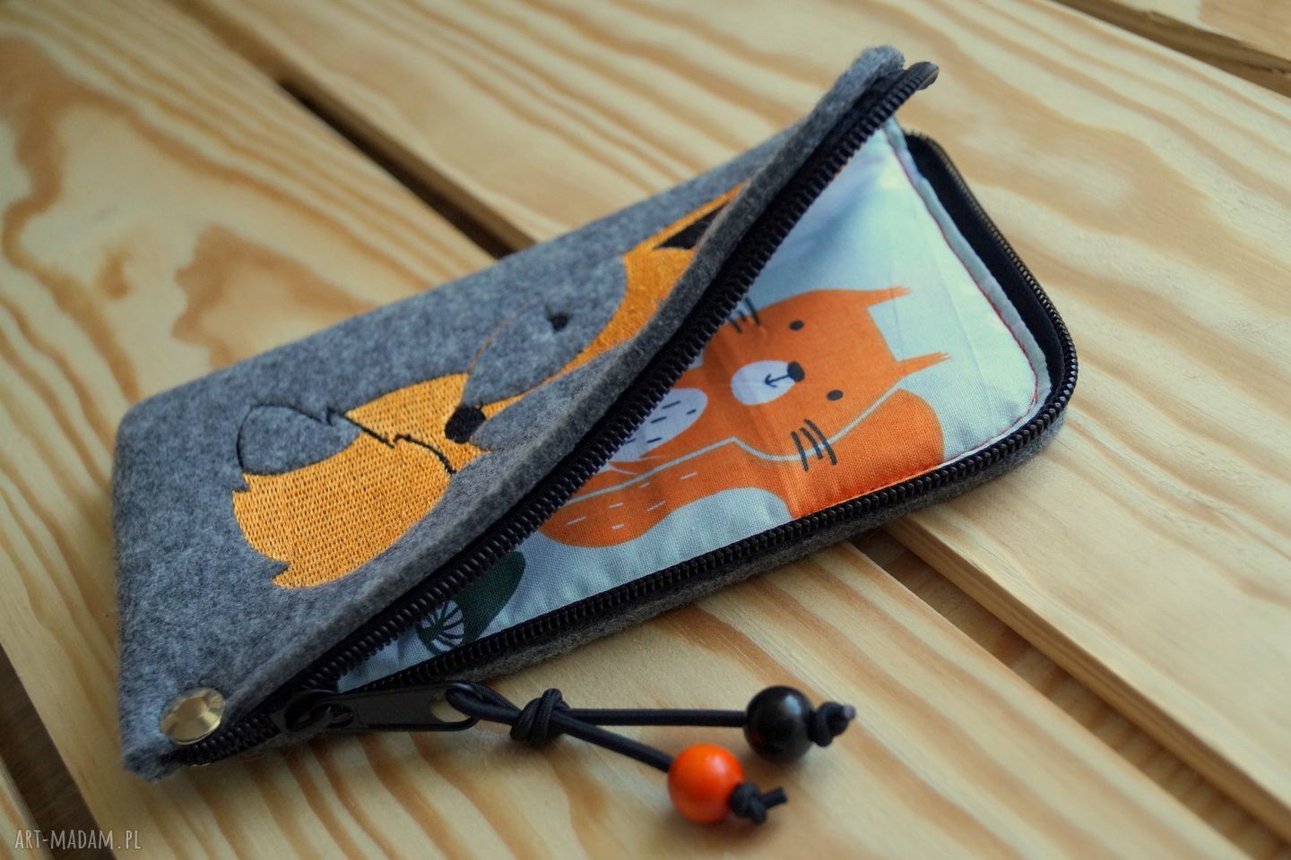 Filcowe etui na telefon - lisek