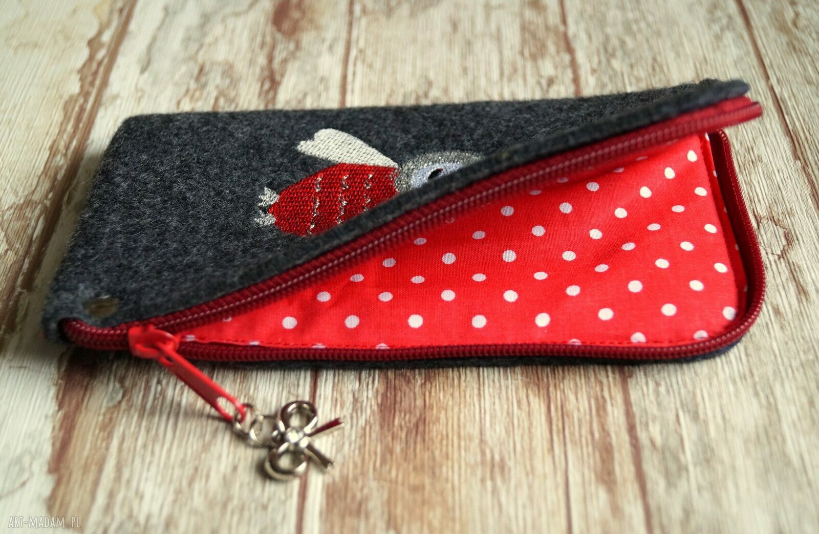 Filcowe etui na telefon - sówka z haftem (16 x 8,5 cm)