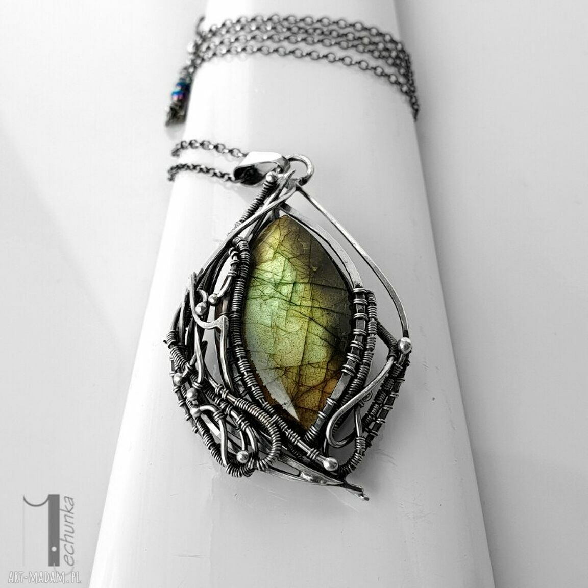 Filix srebrny naszyjnik z labradorytem wire wrapping na prezent