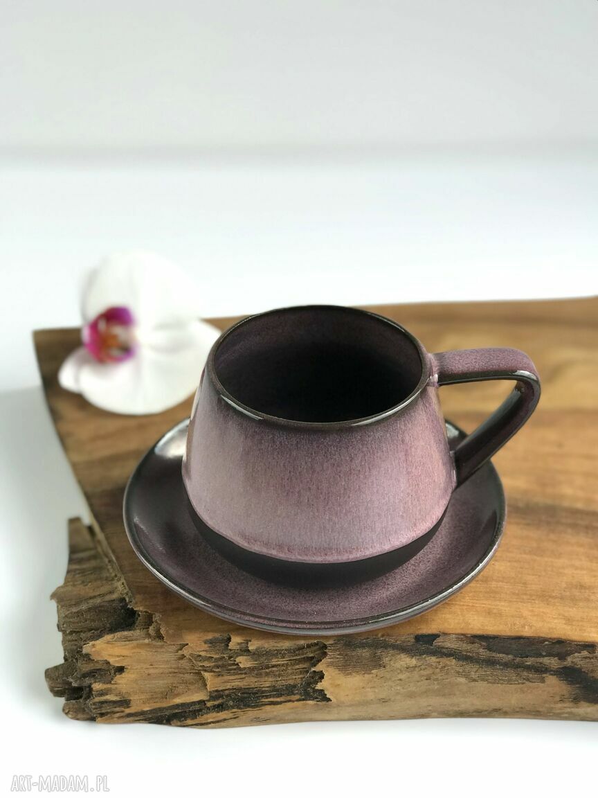 Filiżanka ceramiczna ze spodkiem 250 ml w ciemnym pudrowym różu