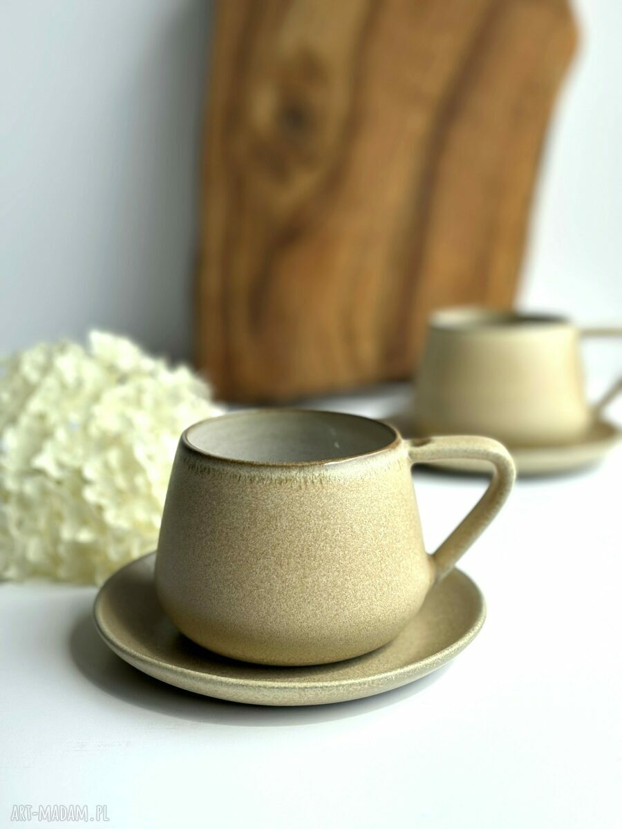 Filiżanka ceramiczna ze spodkiem 250 ml - Pustynny piach